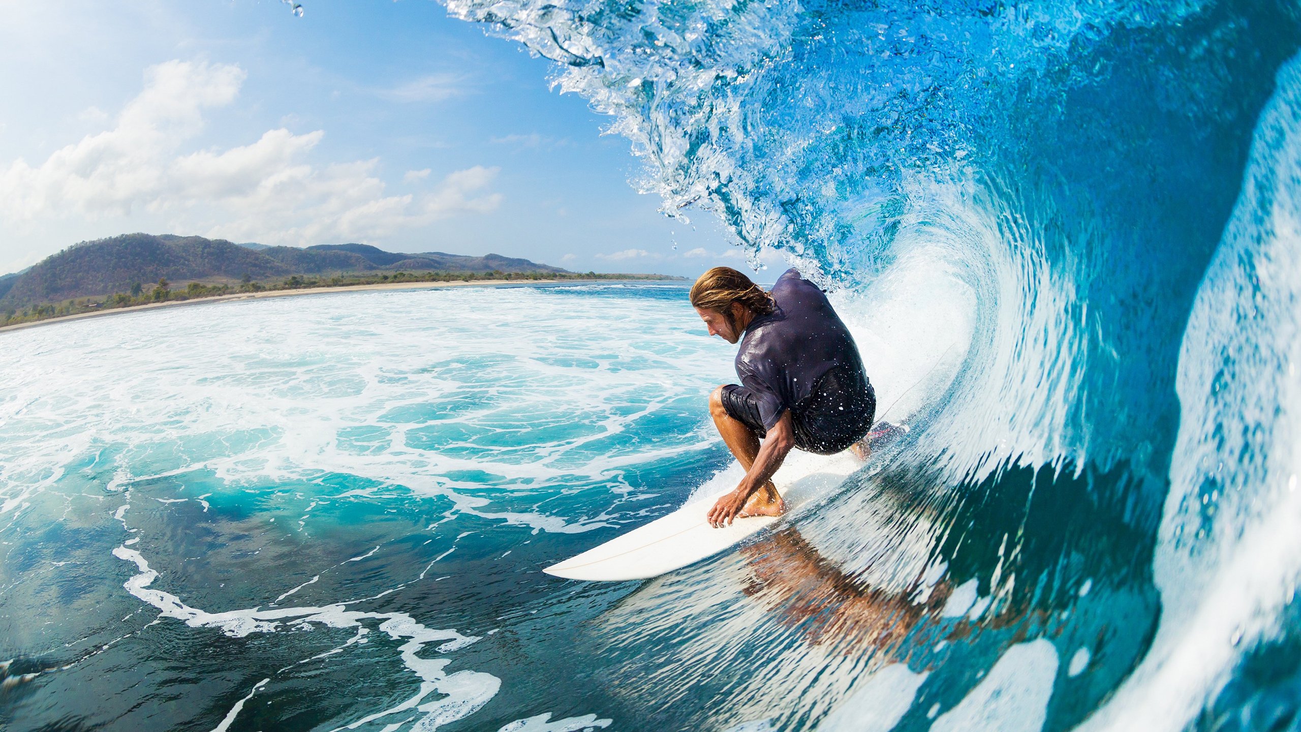 CS2 NaVi状态回暖 小组赛三战全胜，csgo2v2